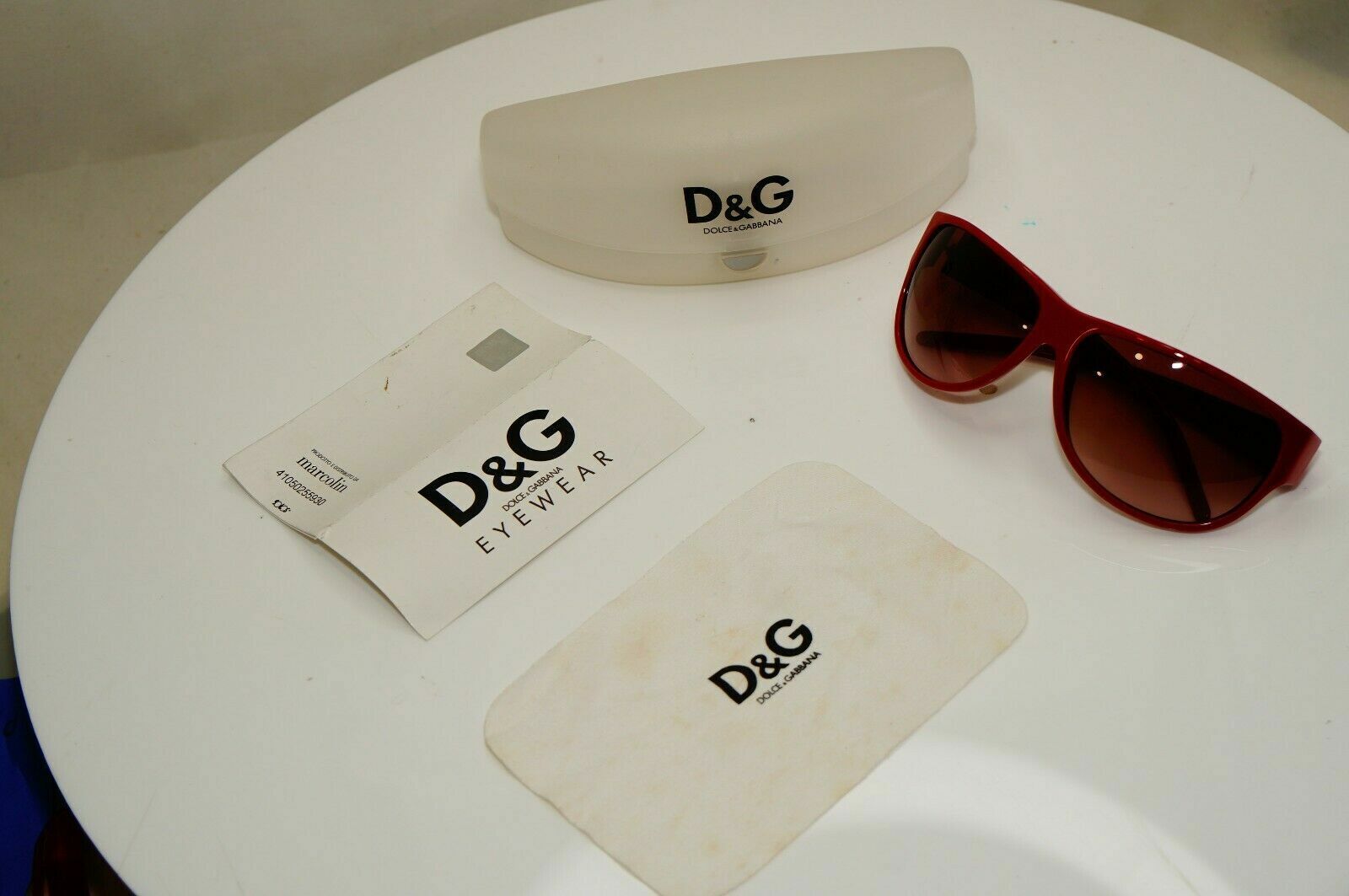 Authentic DOLCE & GABBANA Mens Womens Vintage Sunglasses Red DG 2213 482 27308