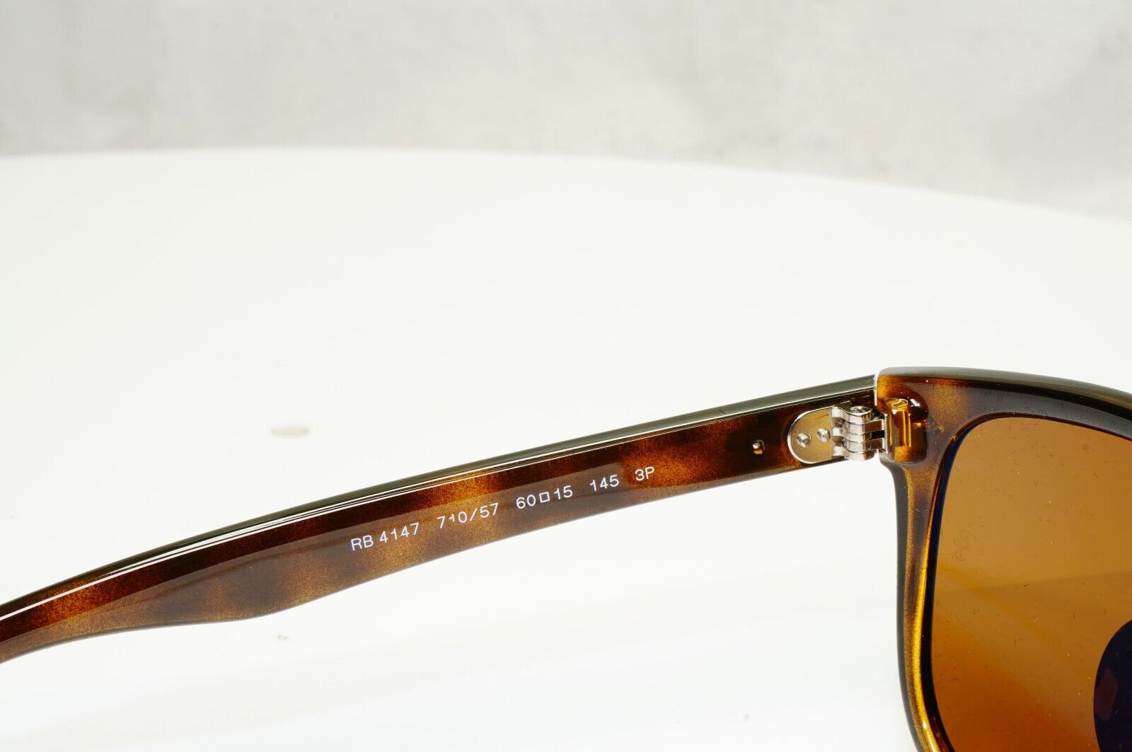 Ray-Ban Sunglasses Polarised Brown Tortoiseshell Boyfriend RB 4147 710/57 60mm