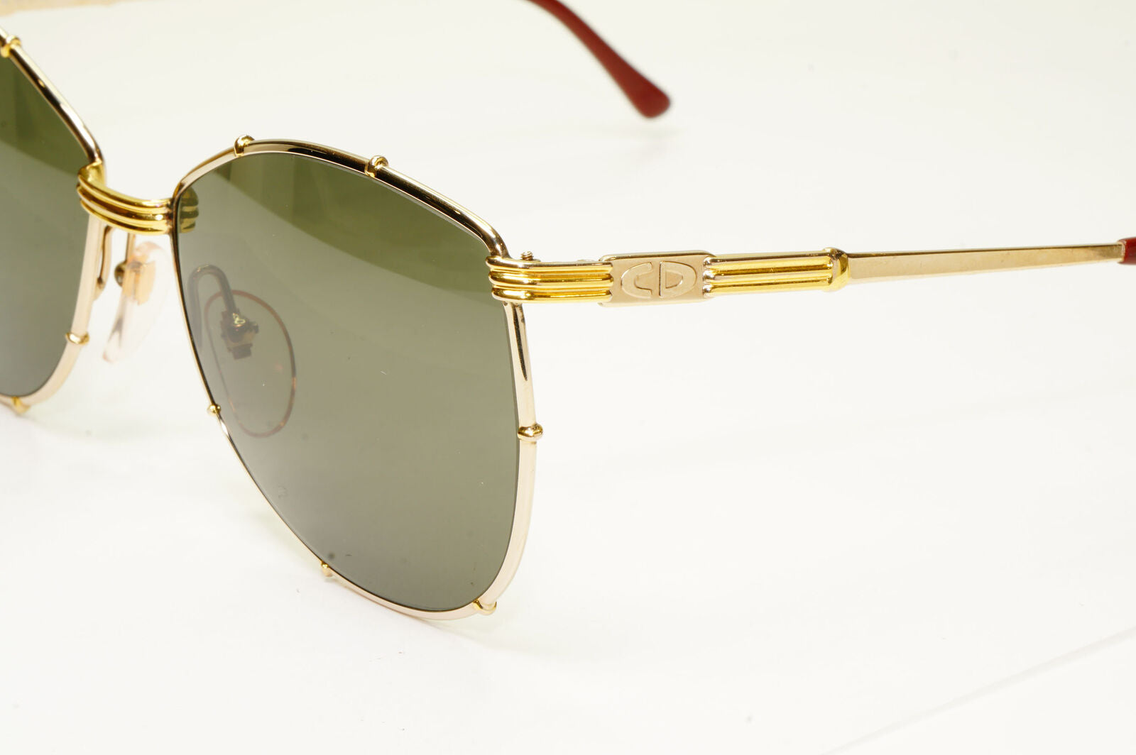 Dior Vintage Womens  Sunglasses Designer Austria 1990s Gold 2472 40 36221
