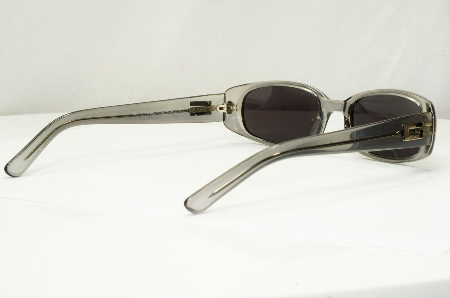 Gucci Sunglasses 1998 Vintage  Transparent Grey Rectangle GG 2452/S E7W 261024