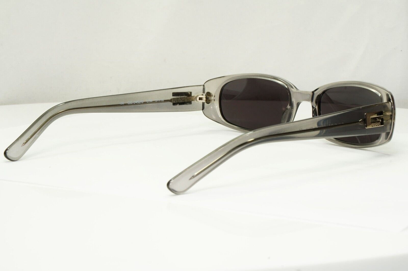 Gucci Sunglasses 1998 Vintage  Transparent Grey Rectangle GG 2452/S E7W 261024