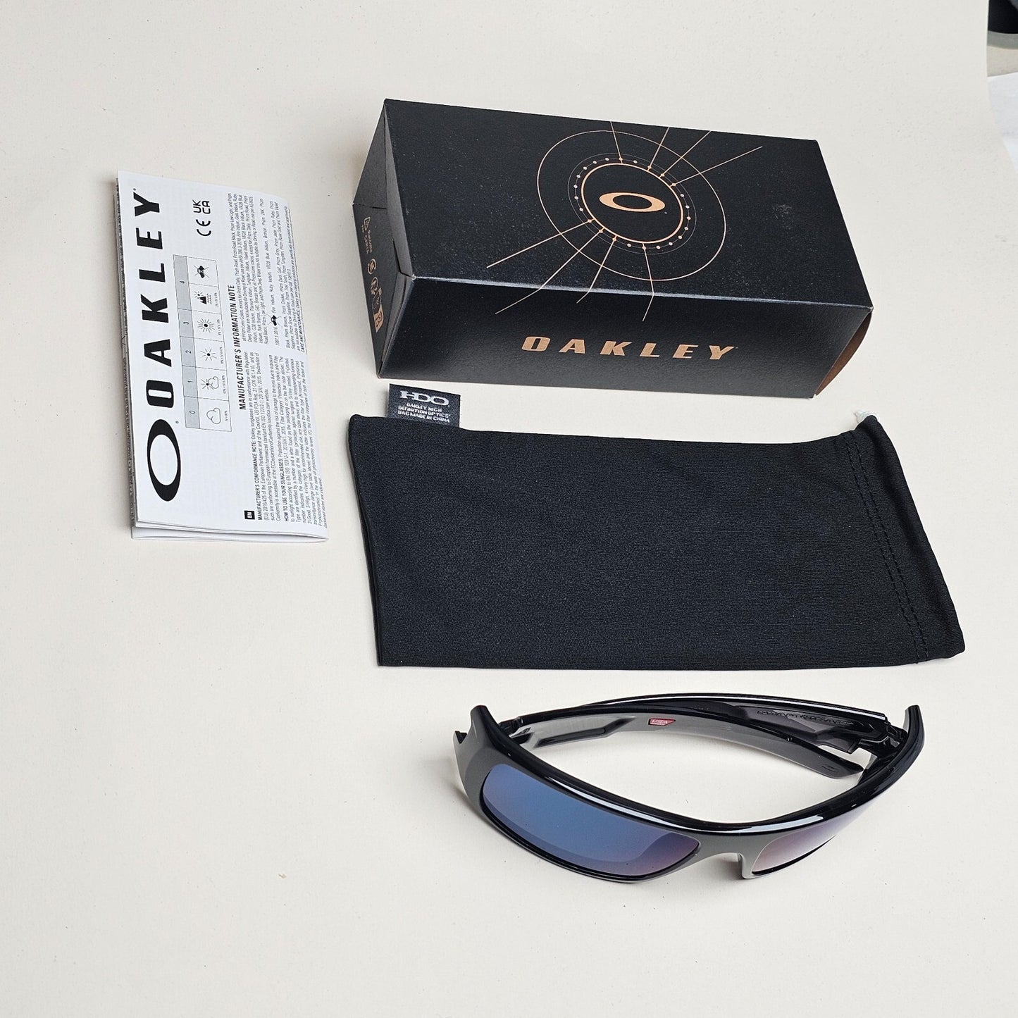 Oakley Sunglasses Crankshaft Ice Iridium Blue Mirror Black Ink OO 9239 26