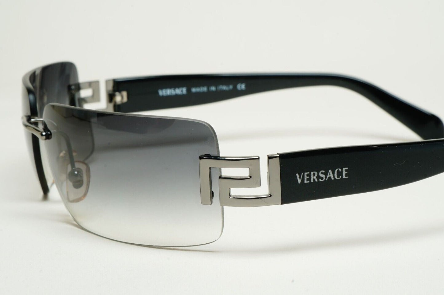 Versace Sunglasses 2004 Vintage Rimless Black Grey MOD 2017 1001/8G 120125