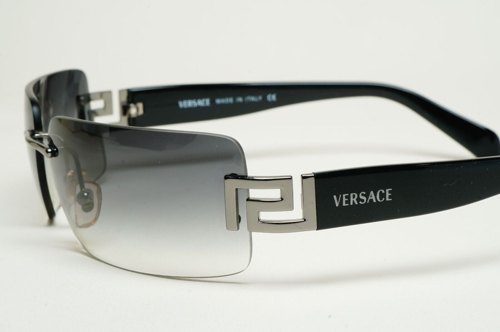 Versace Sunglasses 2004 Vintage Rimless Black Grey MOD 2017 1001/8G 120125
