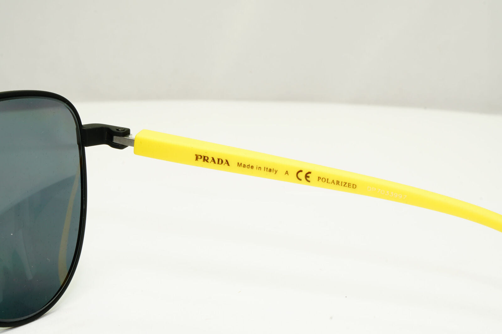 Prada Polarized Black Sunglasses Yellow Red Stripe Pilot PS52WS SPS 52W 08W-02G