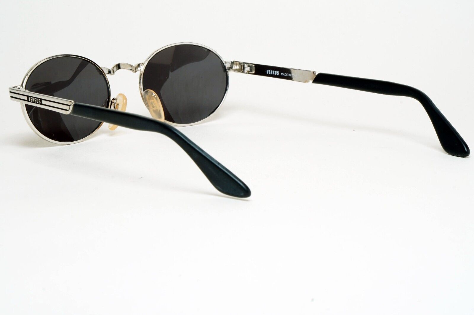 Versus Sunglasses 1996 by Gianni Versace Vintage Silver Oval MOD F07 COL 12M