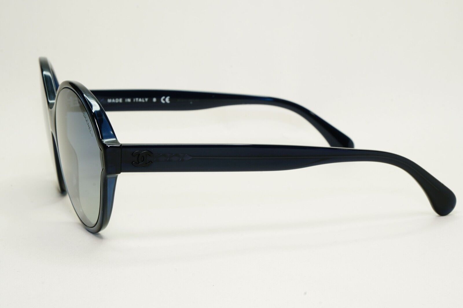 Chanel Sunglasses Dark Blue Gradient Round 5387 c.1390/1G 58mm