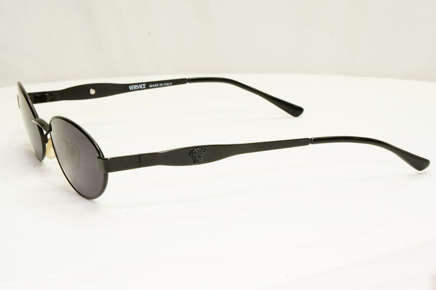 Gianni Versace 1996 Vintage Black Medusa Oval Metal Sunglasses MOD S08 COL 028