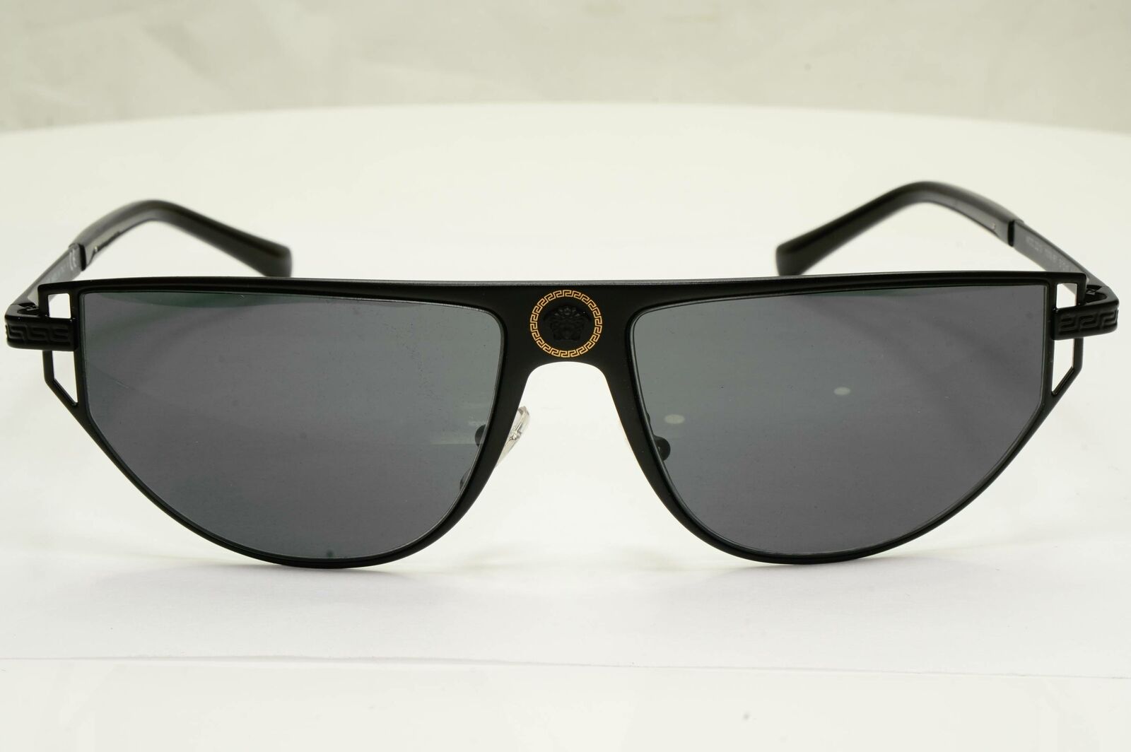 Authentic Versace Mens Unisex Black Medusa Metal Sunglasses MOD 2213 1009/87