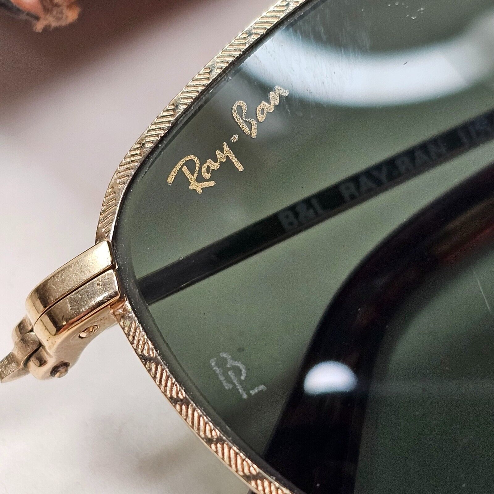 Ray-Ban Sunglasses 1996 Vintage Retro Aviator Gold Green G15 W1758 Arista 021124
