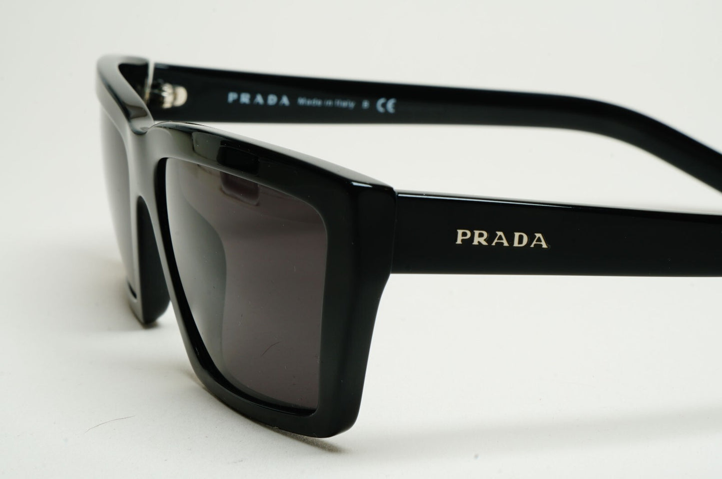 Prada Sunglasses 2019 Black Unisex Conceptual PR04VS SPR 04V 1AB-5O0 140325