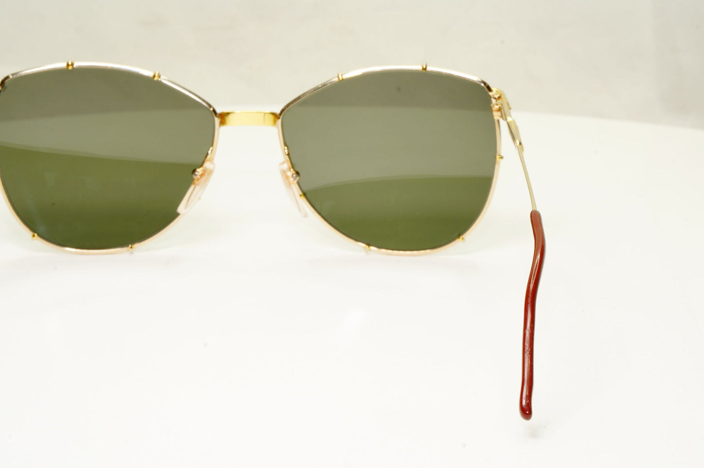 Dior Vintage Womens  Sunglasses Designer Austria 1990s Gold 2472 40 36221