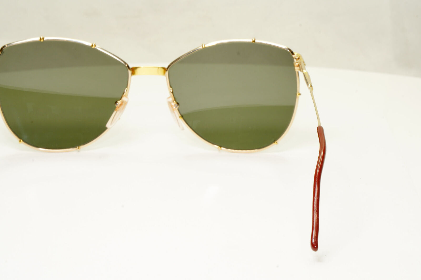 Dior Vintage Womens  Sunglasses Designer Austria 1990s Gold 2472 40 36221