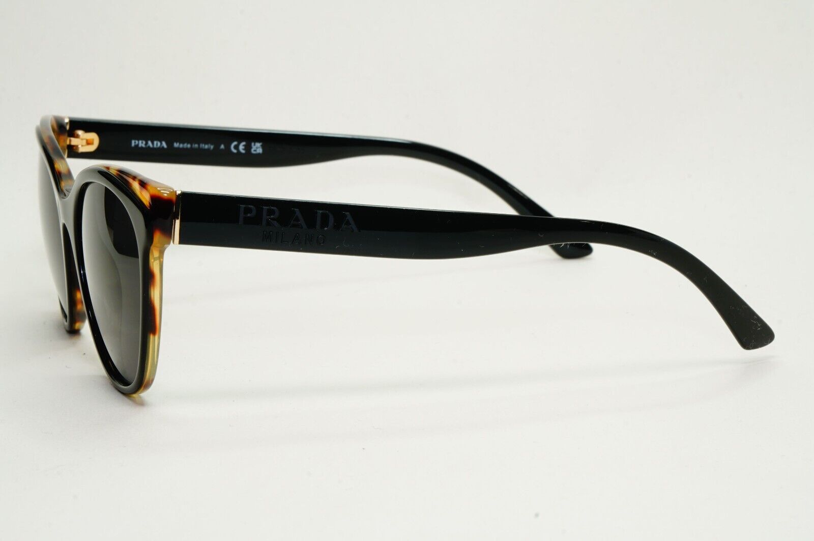 Prada Sunglasses Black Brown Tortoise Womens PR05WV VPR 05W 389-1O1 53mm