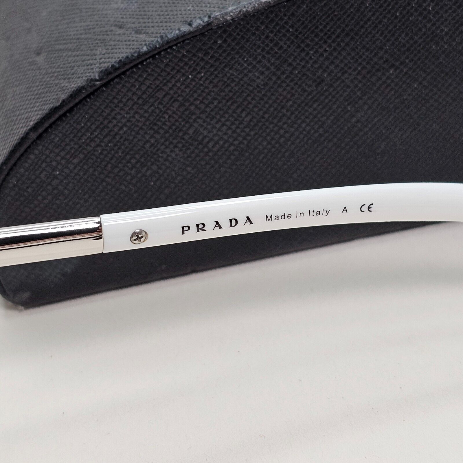 Prada Sunglasses 2008 Vintage White Black Silver PR62LS SPR 62L 1BC-6S1 141024