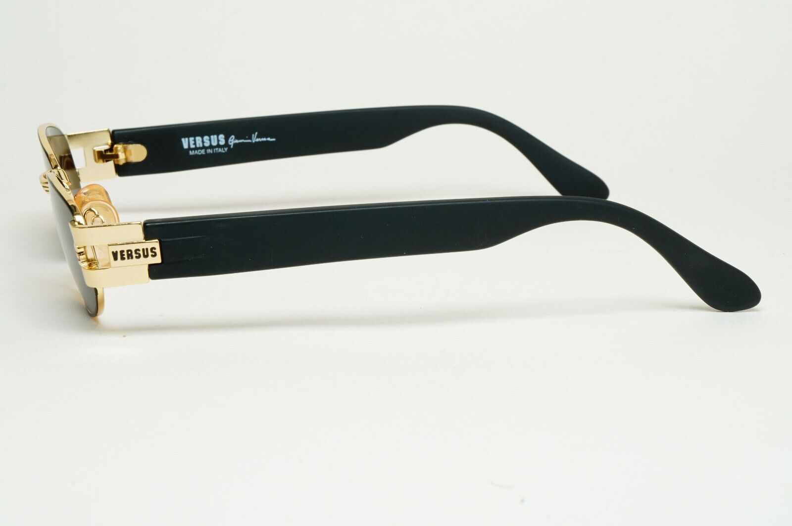 Versus Sunglasses 1996 by Gianni Versace Vintage Black Gold MOD F31 COL 39M