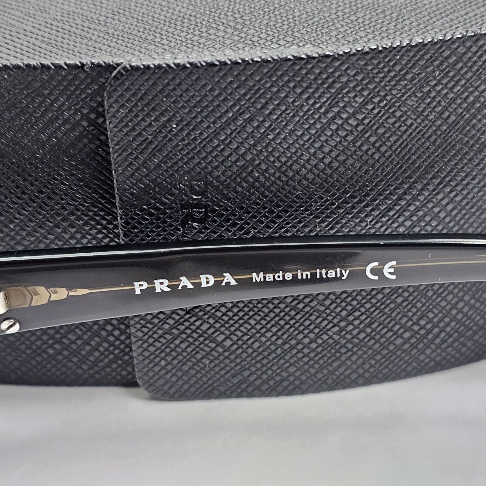 Prada Sunglasses 2006 Vintage Gunmetal Brown Olive PR52FS SPR 52F 5AV-4M1 180124