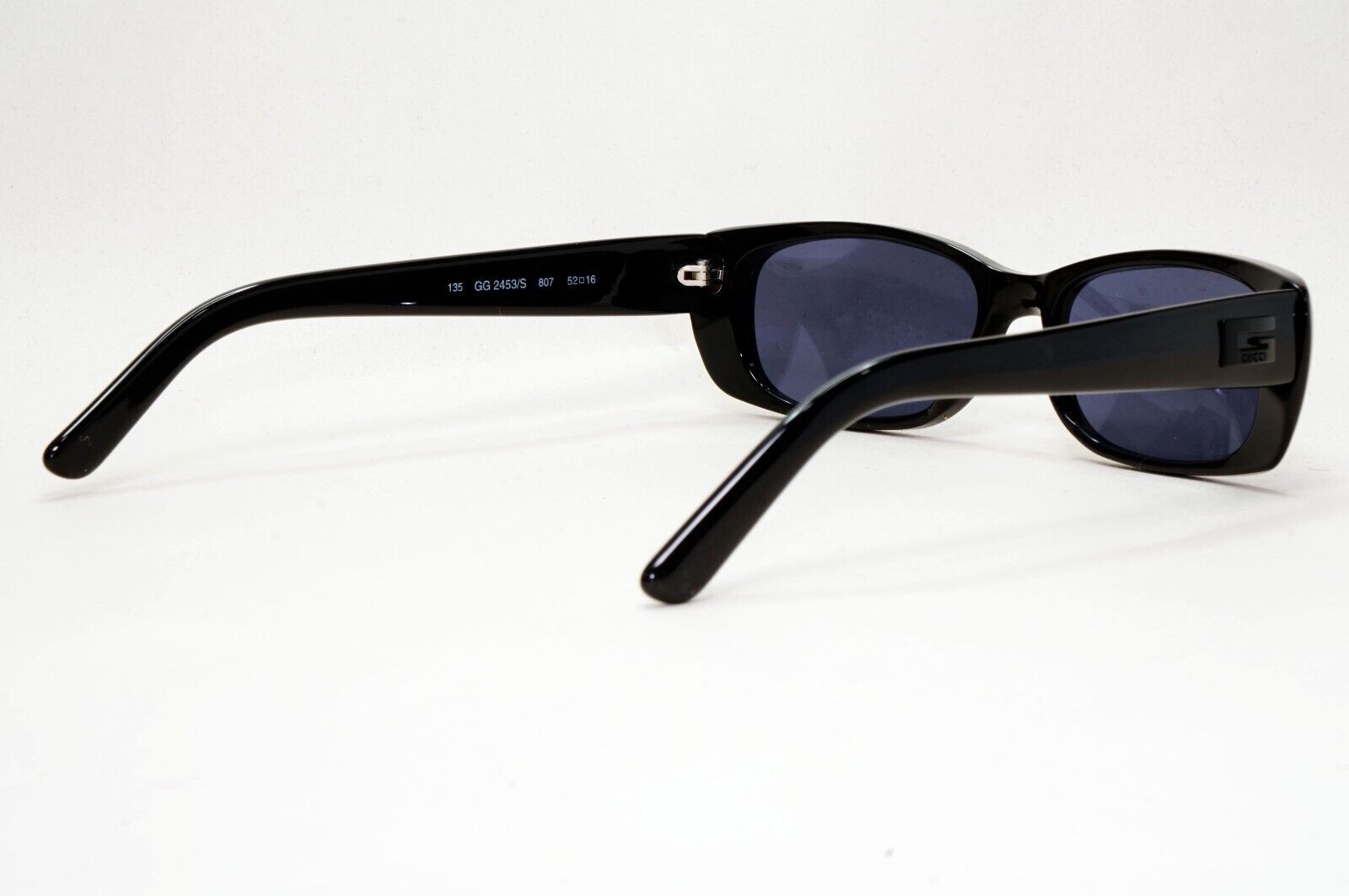 Gucci Sunglasses 1997 Vintage Black Grey Rectangle GG 2453/S 807 52mm 011124