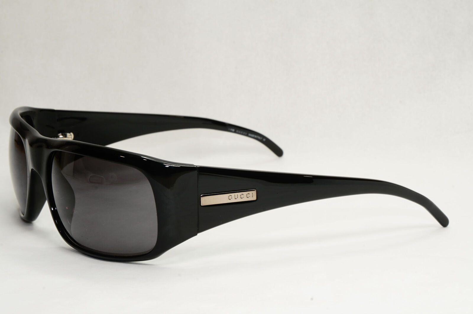 Gucci Sunglasses 1997 Black Vintage Wrap Retro Square GG 1430/N/S 584 130124