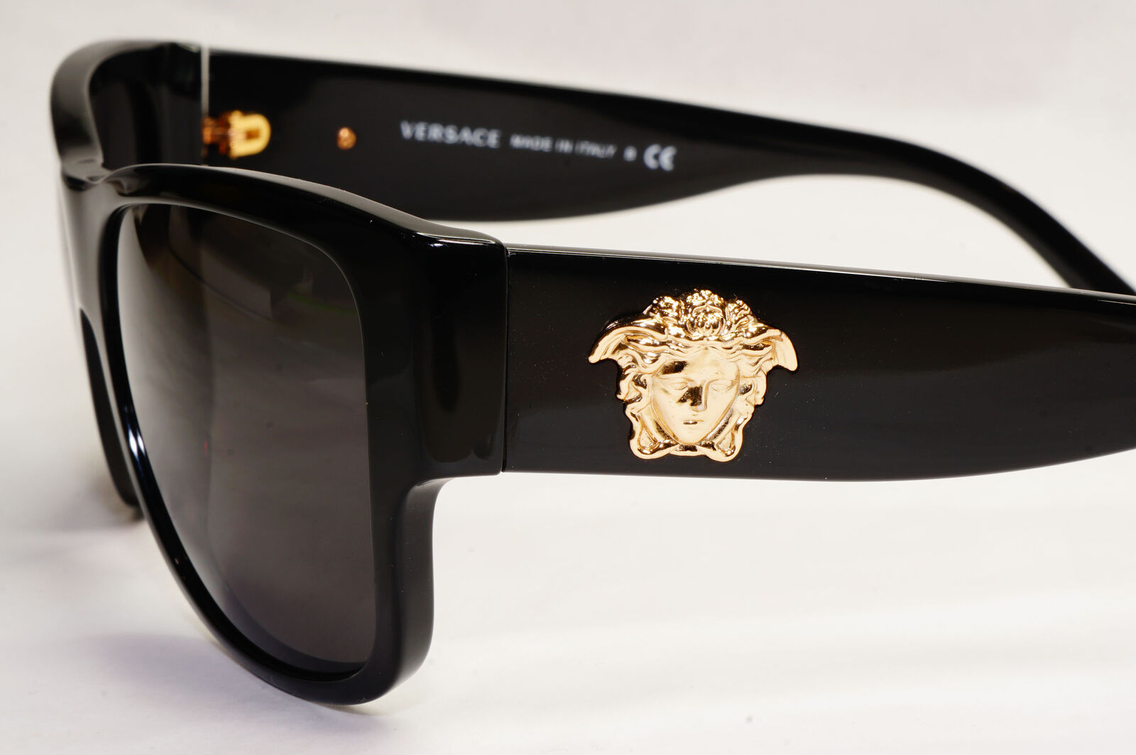 Versace Sunglasses Black Gold Medusa Square MOD VE 4275 GB1/87 130224