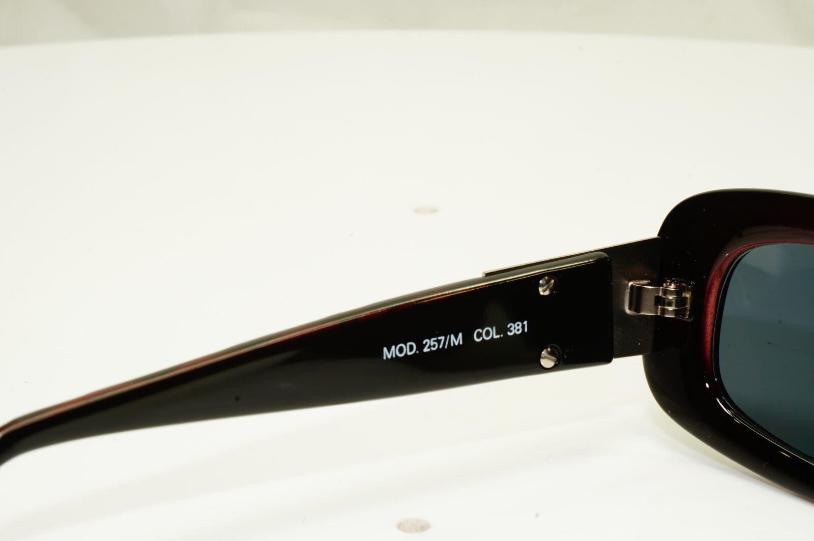 Gianni Versace 1996 Unisex Vintage Brown Medusa Sunglasses MOD 257/M COL 381