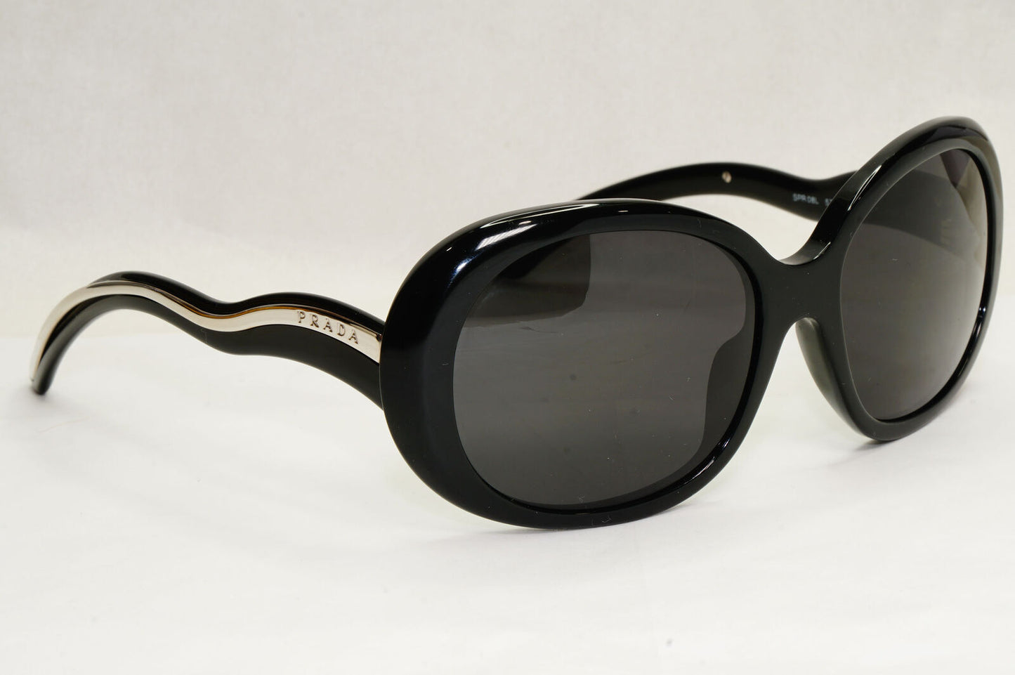 Prada Sunglasses 2010 Vintage Silver Wave Square PR08LS SPR 08L 1AB-1A1 060324