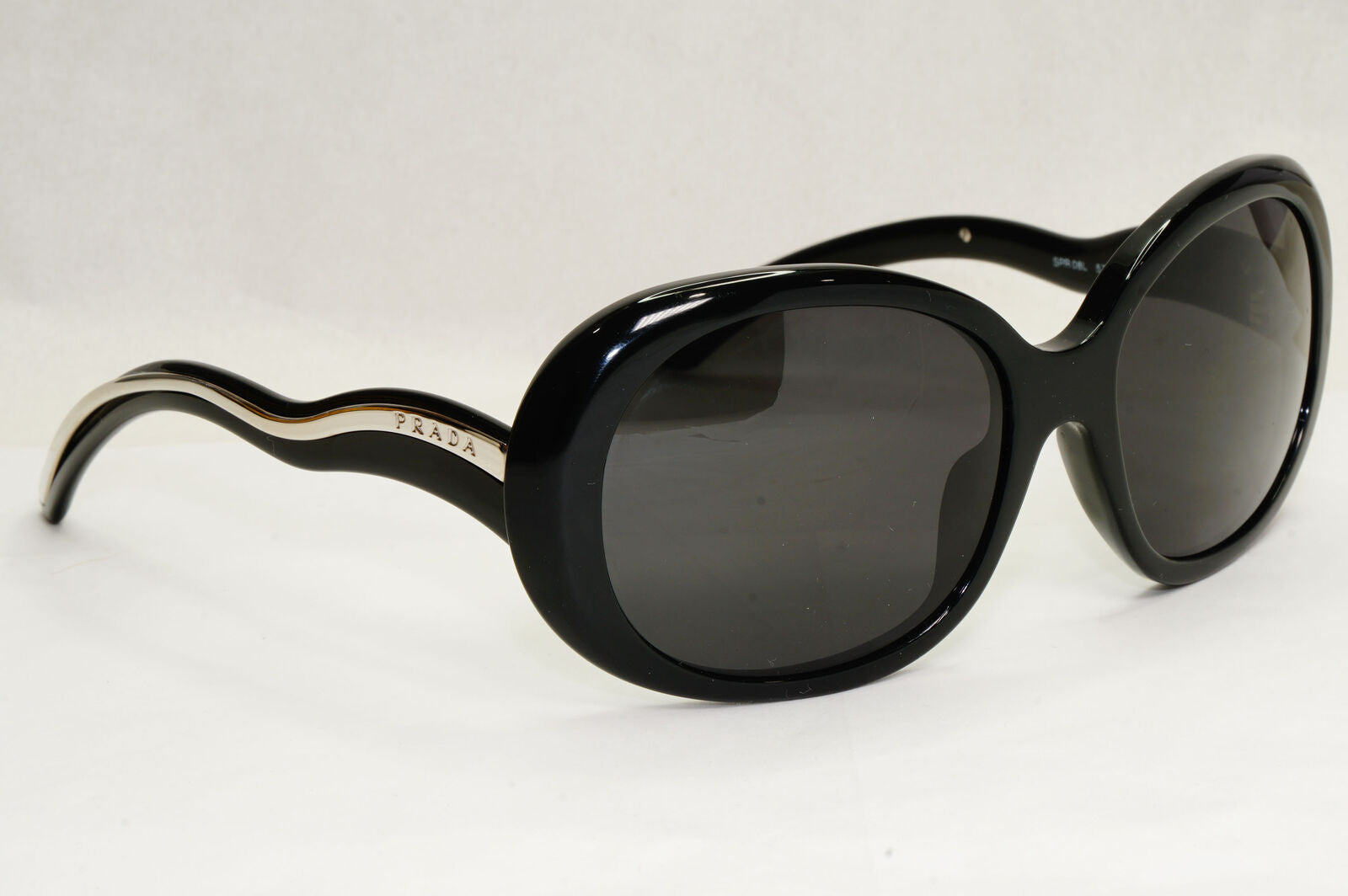 Prada Sunglasses 2010 Vintage Silver Wave Square PR08LS SPR 08L 1AB-1A1 060324
