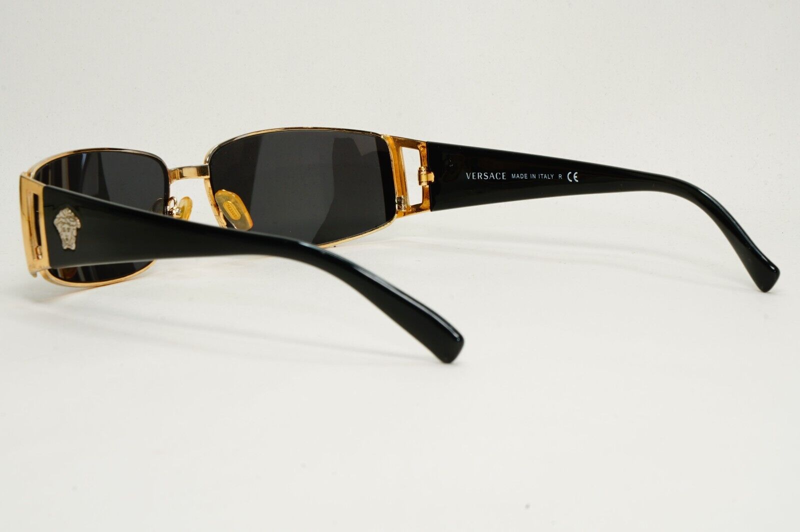 Versace Sunglasses 2003 Vintage Gold Black Rectangle MOD 2021 1002/13 081024