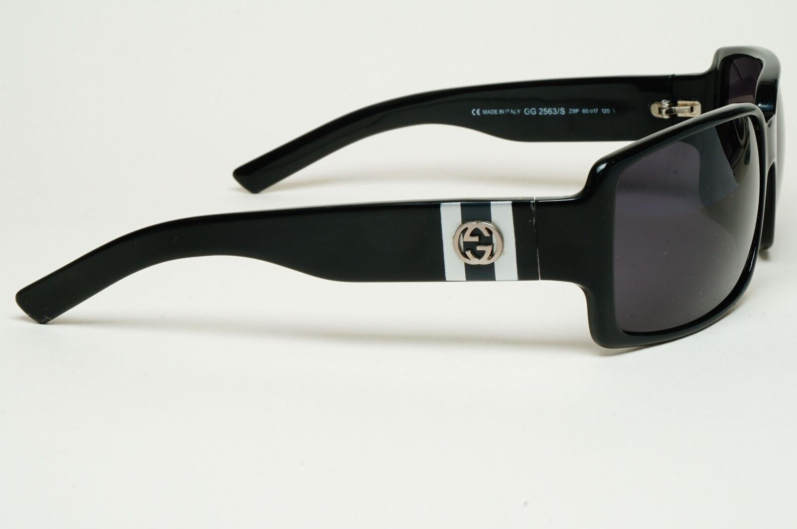 Gucci Sunglasses 2004 Vintage Black Wrap Square Retro GG 2563/S Z8P 60mm 180125