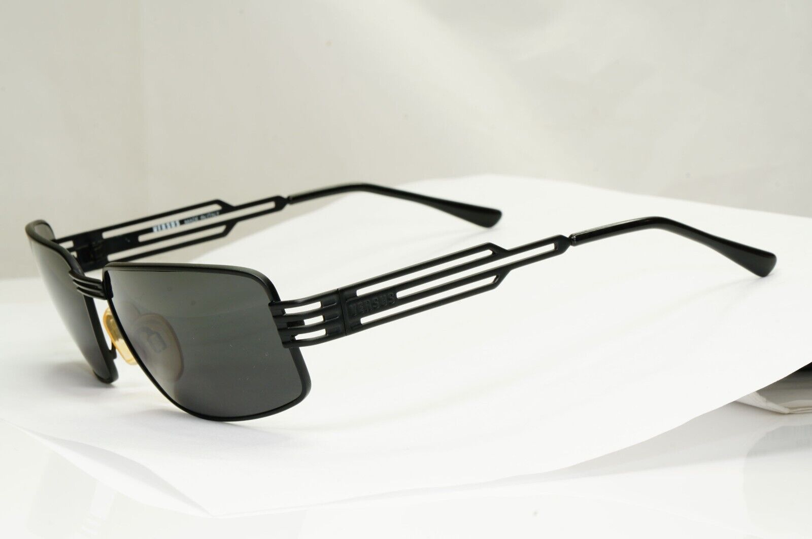 Versus 1996 by Gianni Versace Vintage Matte Black Sunglasses MOD F37 COL 028
