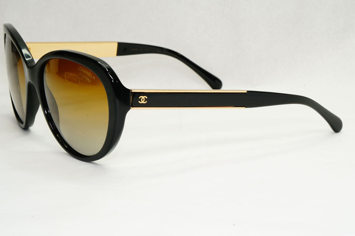 Chanel Sunglasses Polarixed Black Gold Brown Gradient 5269 c.622/S9 070224