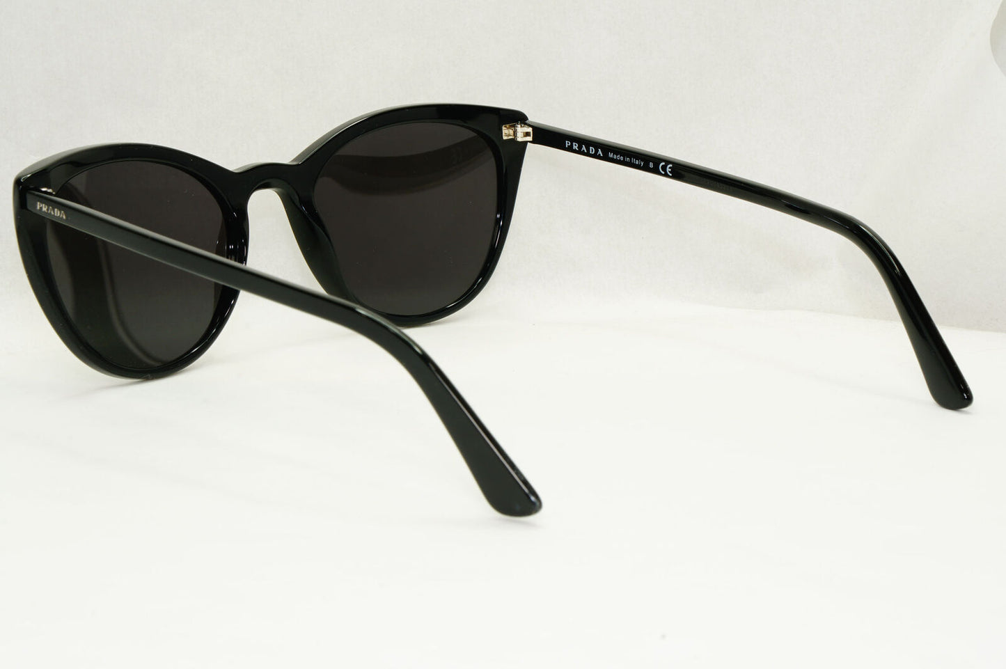 Prada Sunglasses Black Cat Eye Glossy Womens Fashion PR07VV VPR 07V 1AB-1O1 53mm