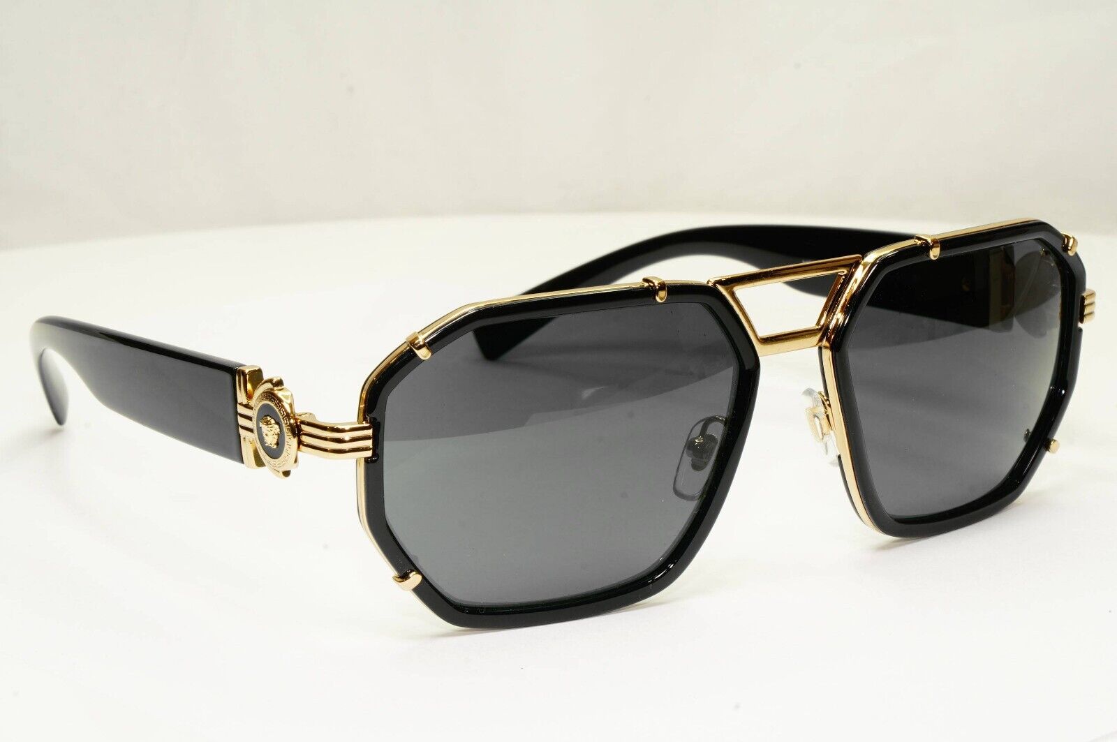 Versace Sunglasses Black Gold Medusa Angular Navigator MOD VE 2228 1002/87 58mm