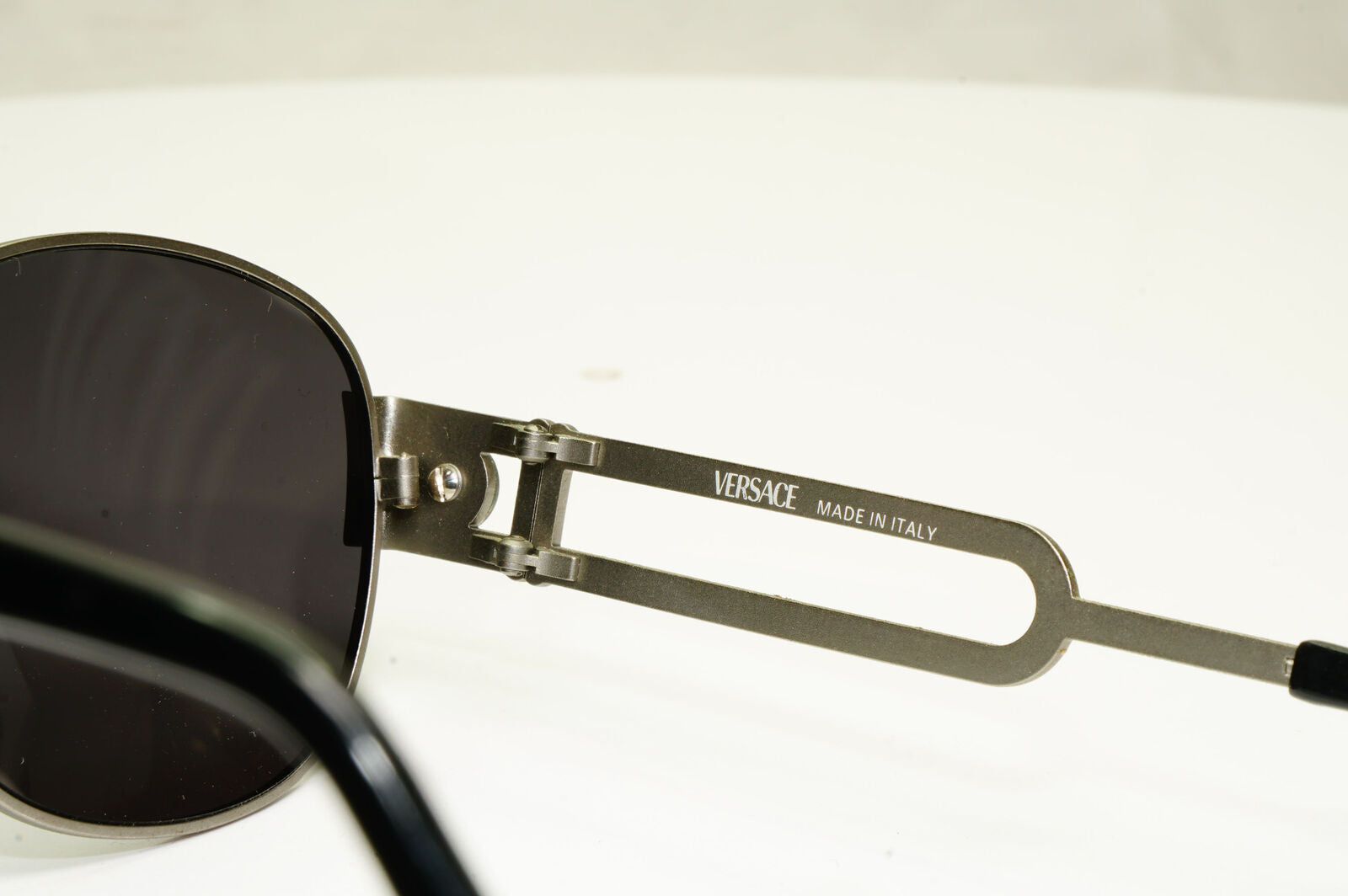 Gianni Versace 1996 Vintage Mens Silver Medusa Metal Sunglasses MOD S57 COL 77M