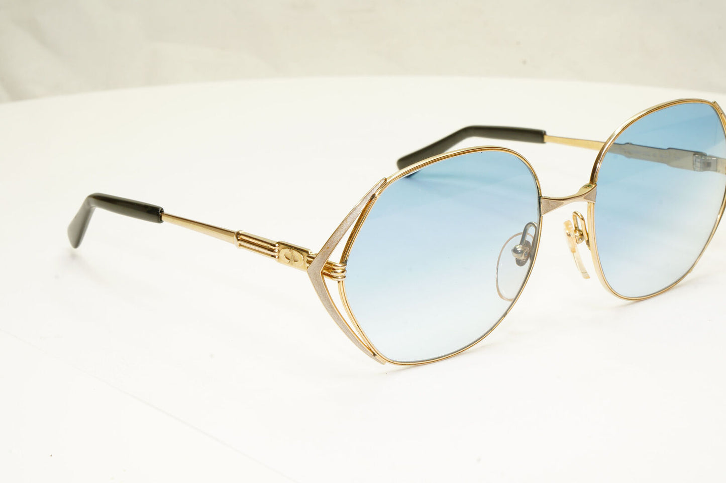 Dior Womens Vintage Sunglasses Germany 1990s Gold 2302 42 36213