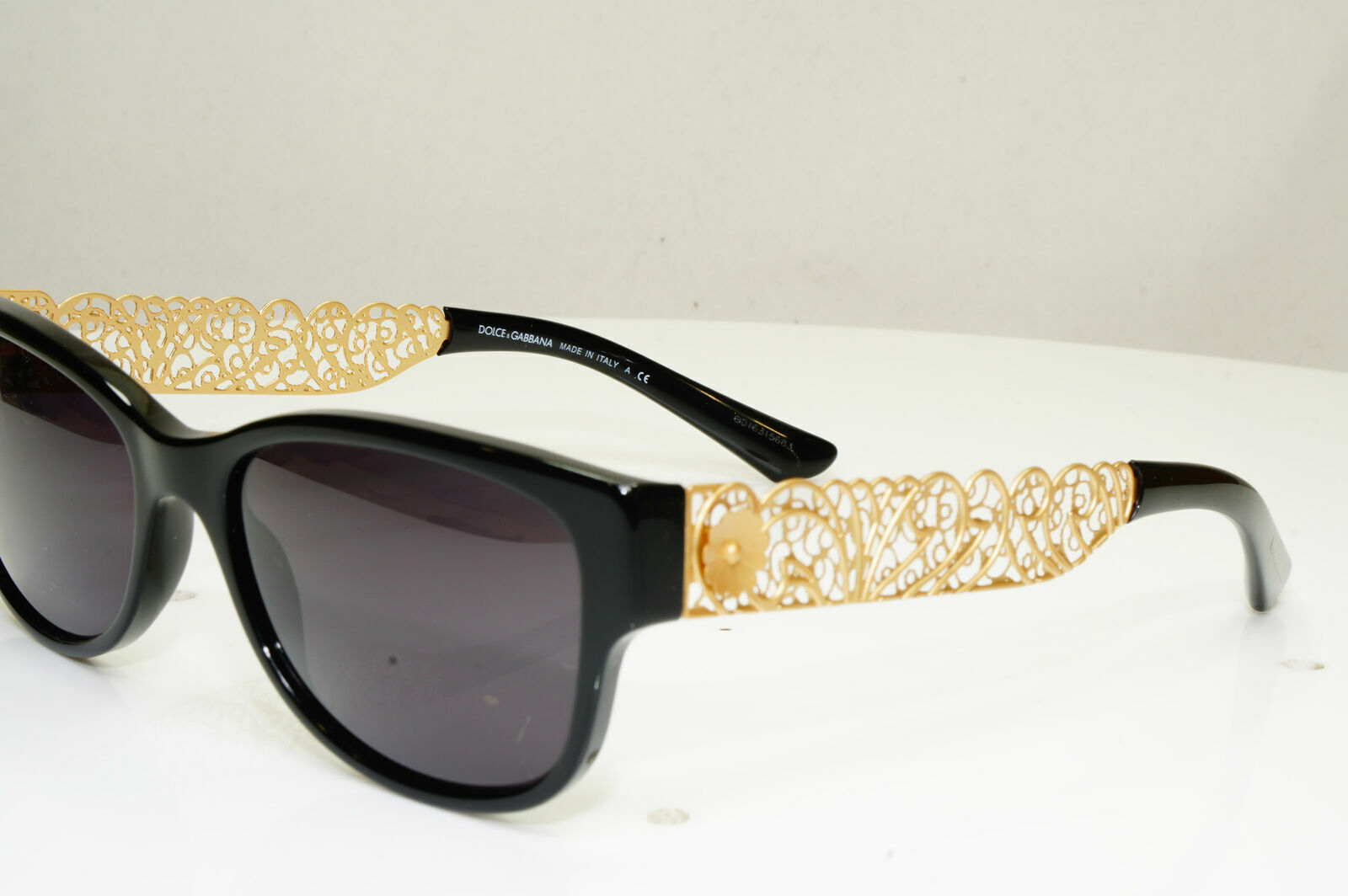 Authentic Dolce & Gabbana Gold Flowers Black Womens Sunglasses DG 3185 501 30209