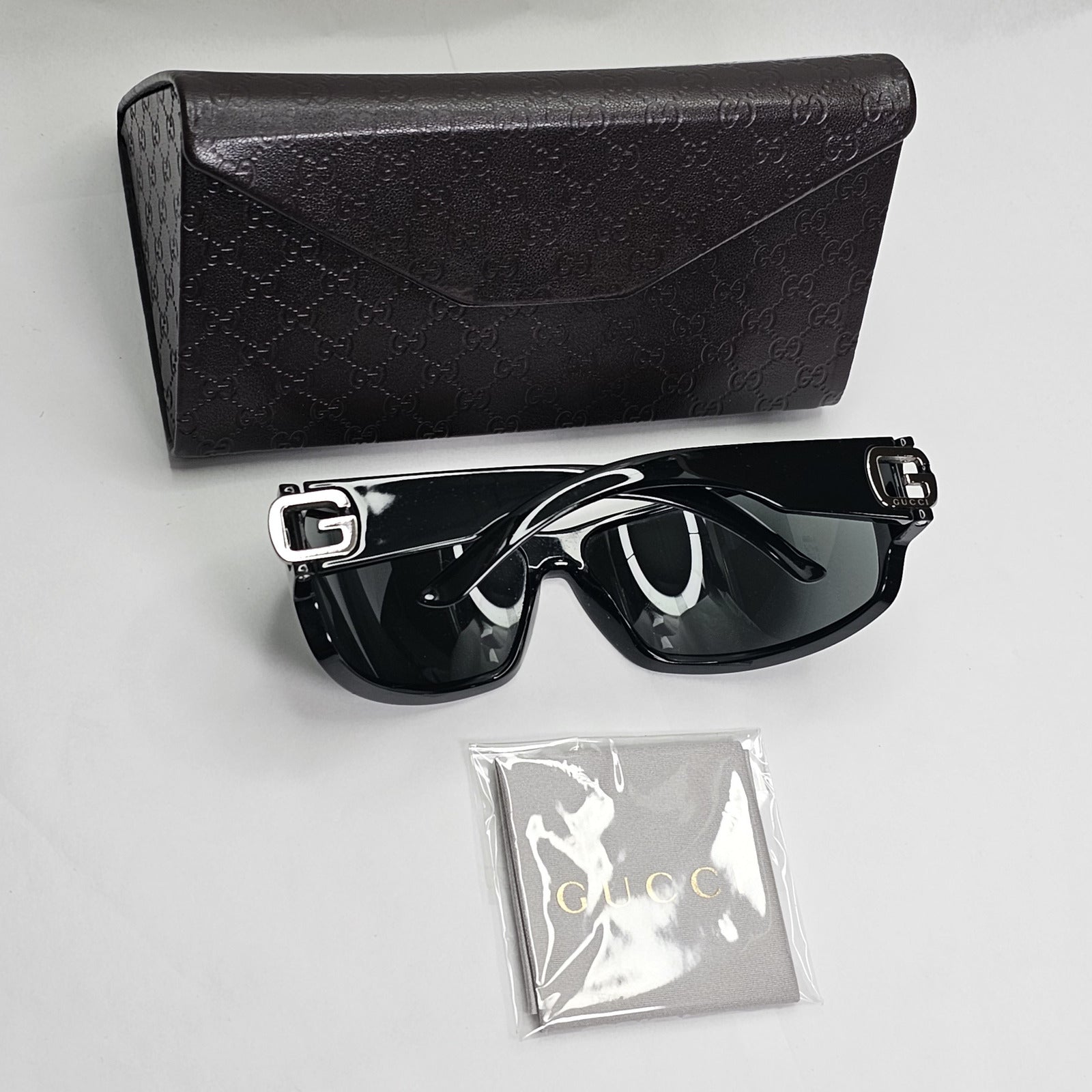Gucci Sunglasses 2007 Vintage Black Wrap Grey Retro GG 1583/S D28P9 210124