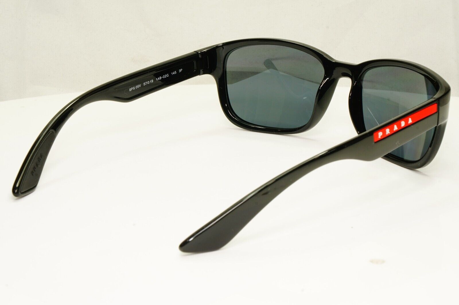 Prada Polarized Black Grey Sunglasses Square Mens Red Stripe SPS 05V 1AB-02G [A]