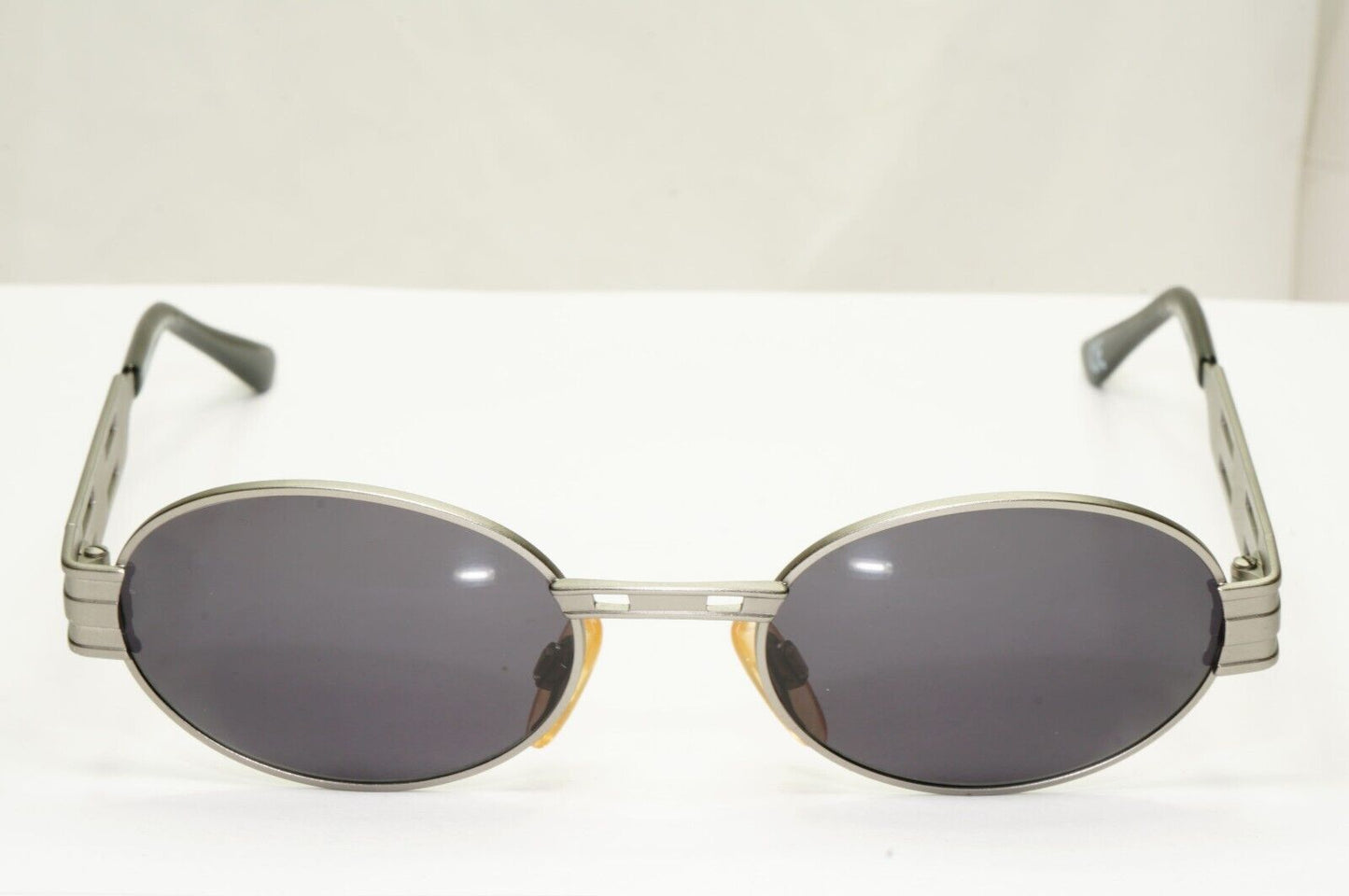 Versus 1996 by Gianni Versace Vintage Grey Black Sunglasses MOD R06 COL 77M