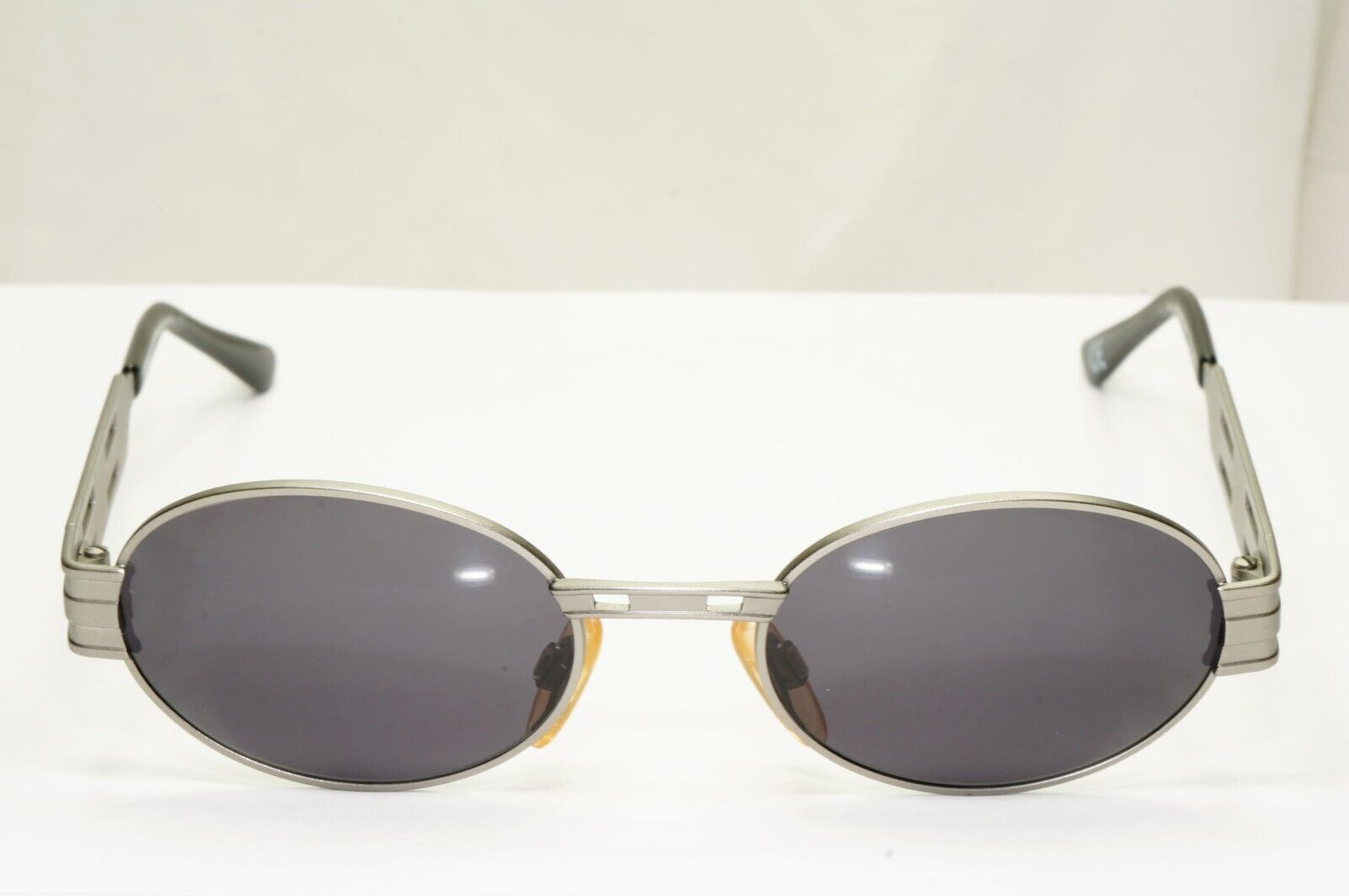 Versus 1996 by Gianni Versace Vintage Grey Black Sunglasses MOD R06 COL 77M