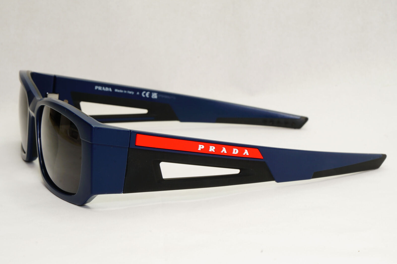 Prada Sunglasses Blue Black Red Linea Rossa Square Wrap PS03PV VPS 03P MAG-1O1