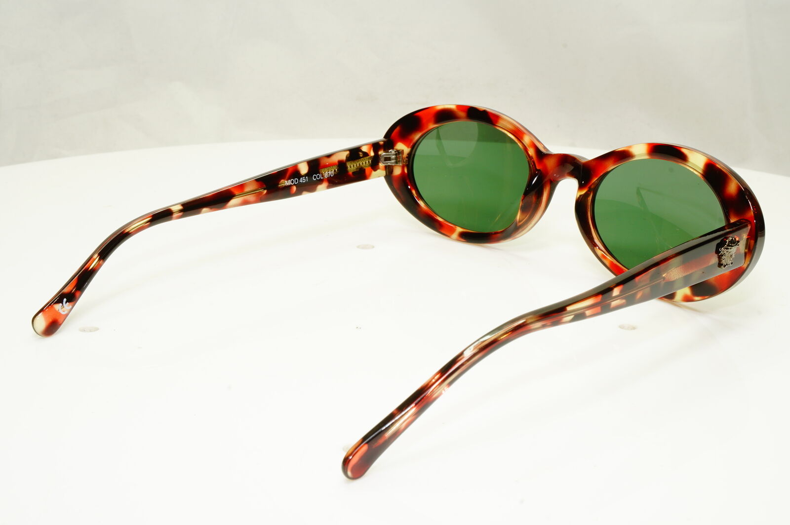 Gianni Versace 1996 Womens Vintage Oval Brown Medusa Sunglasses MOD 451 COL 870