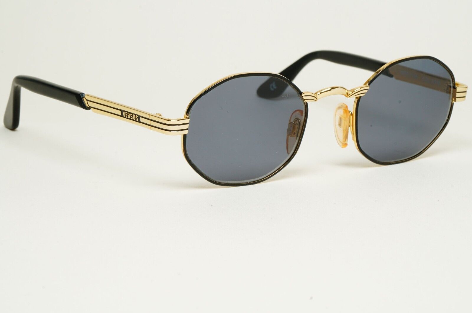 Versus Sunglasses 1996 by Gianni Versace Vintage Gold Hexagon MOD F09 COL 39M