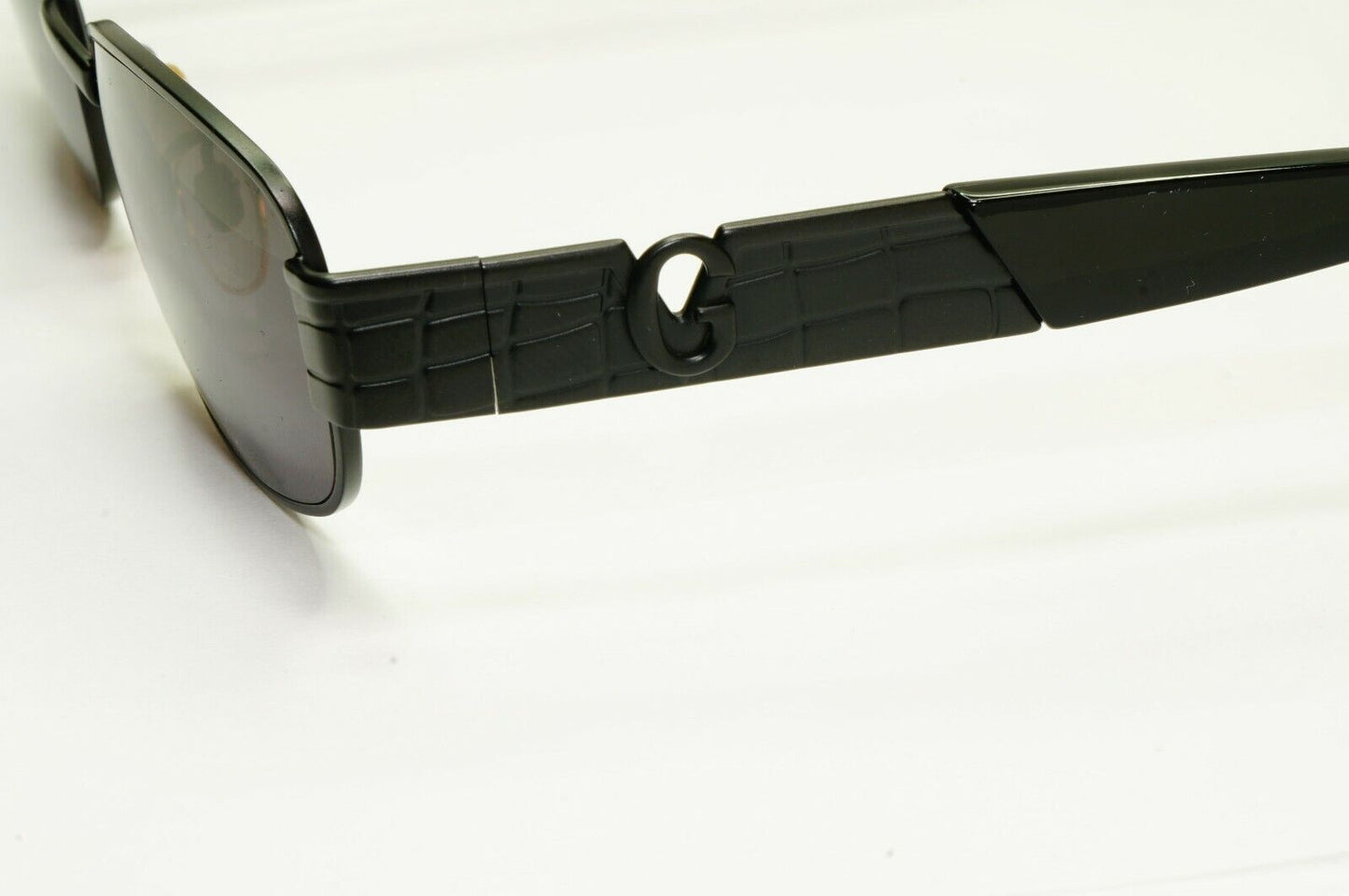 Gianni Versace 1996 Vintage Black Rectangle Metal Sunglasses MOD S21 COL 028