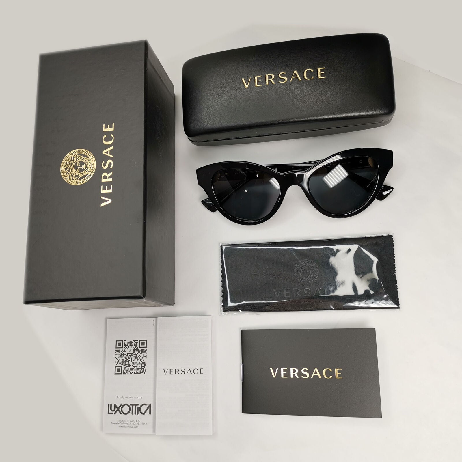 Versace Sunglasses Black Gold Cat Eye Medusa MOD VE 4435 GB1/87 52mm