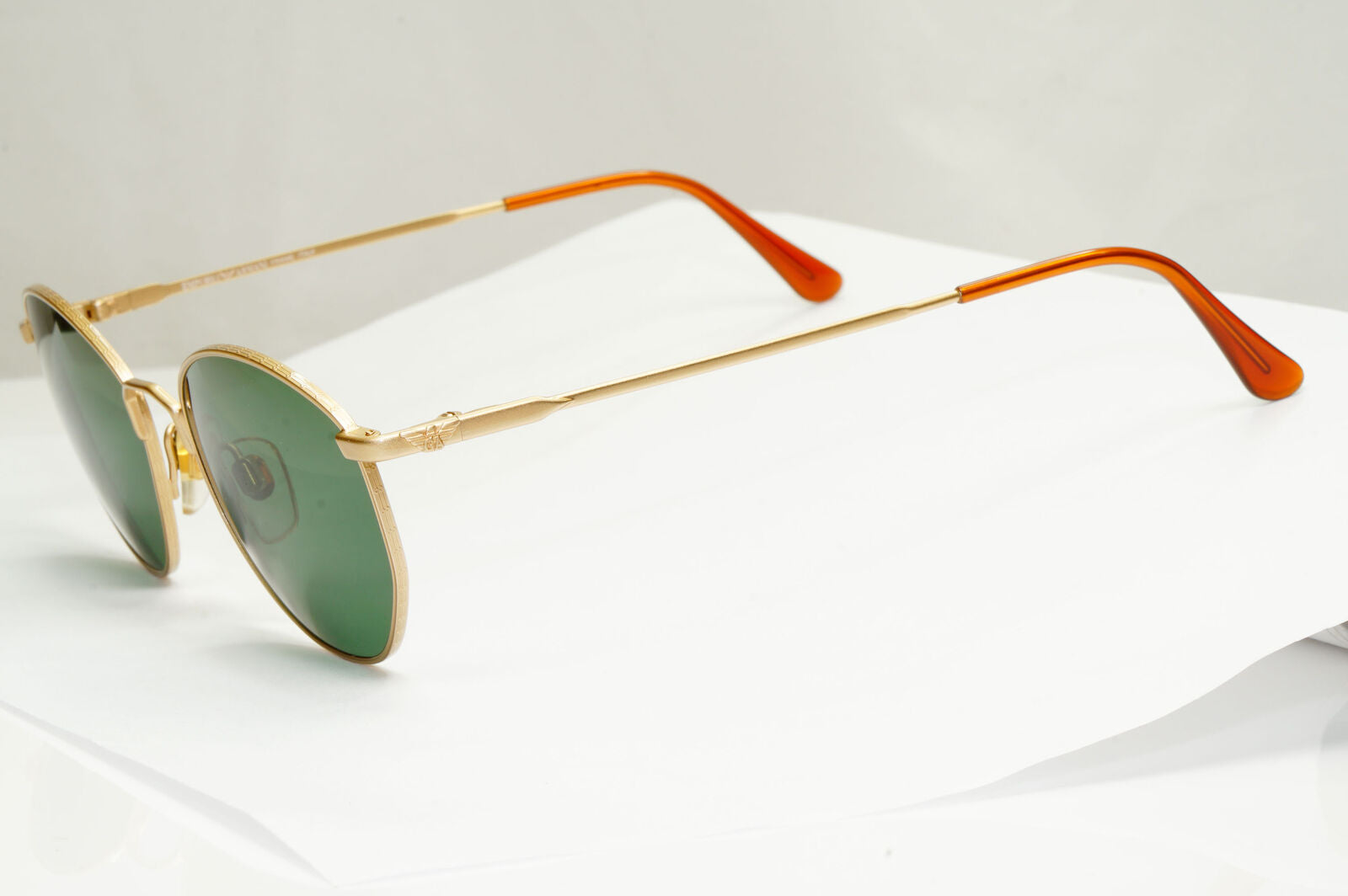 Emporio Armani Sunglasses 1997 Vintage Gold Green Metal Round 031 703 50mm A