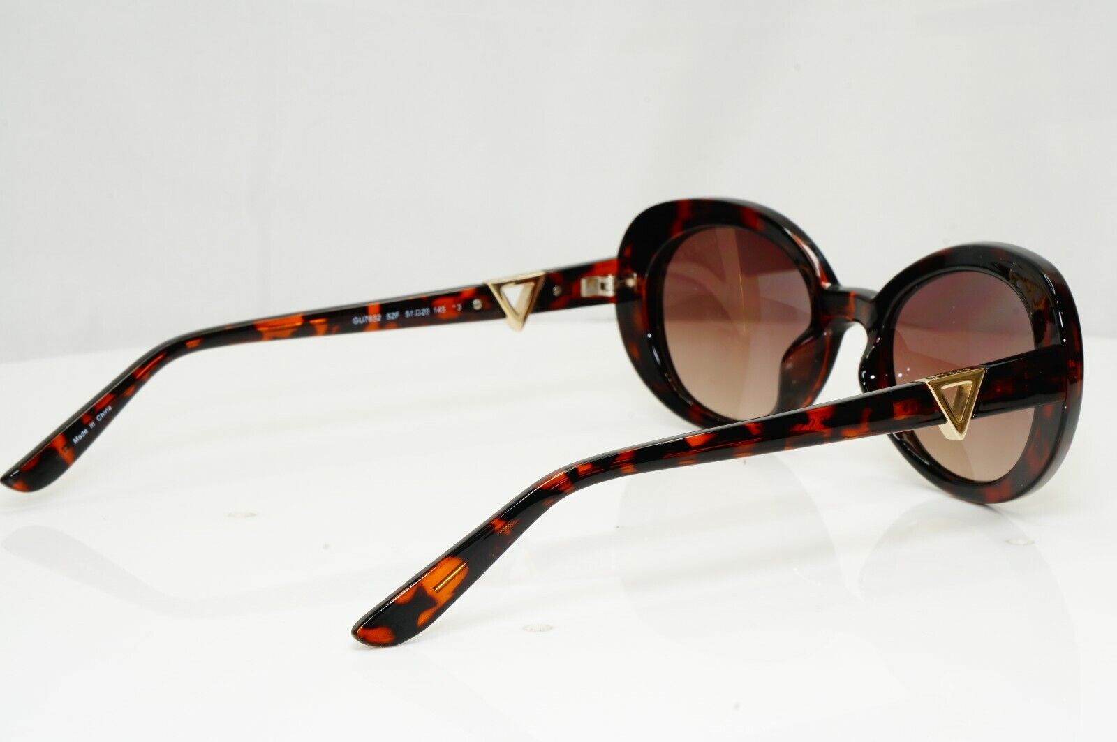 Guess Brown Oval Gradient Havana Gold Triangle Womens Sunglasses GU 7632 52F