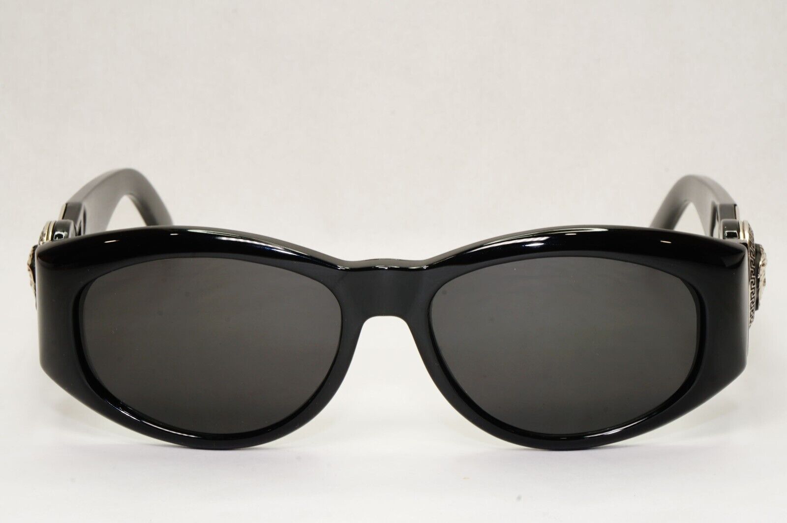 Gianni Versace Sunglasses 1996 Vintage Black MOD 424/S COL 852 Biggie 111223
