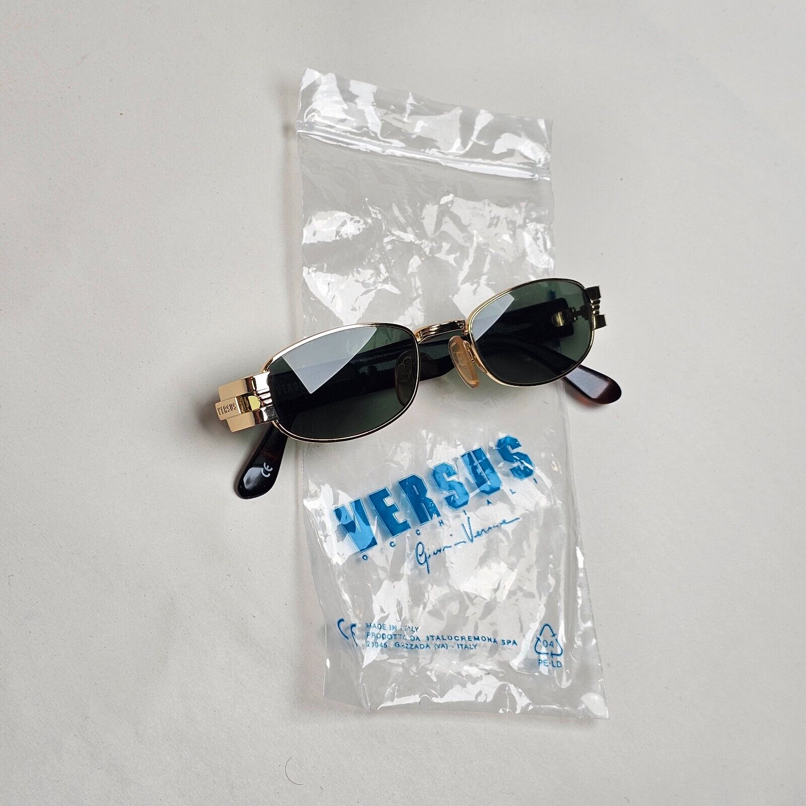 Versus Sunglasses 1996 by Gianni Versace Vintage Gold Green MOD F31 COL 030