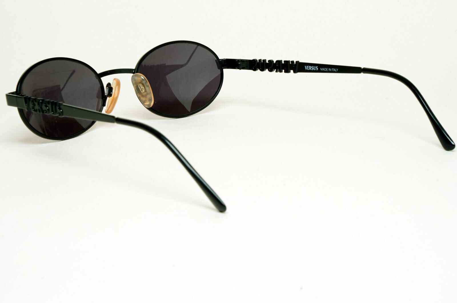 Versus Sunglasses 1996 by Gianni Versace Vintage Black Oval MOD R26 COL 028